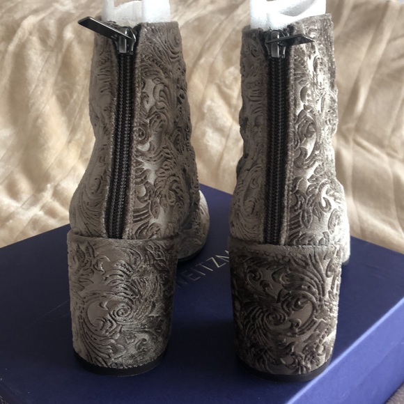 Stuart Weitzman Bacardi Greige Romantic Velvet - Picture 6 of 11